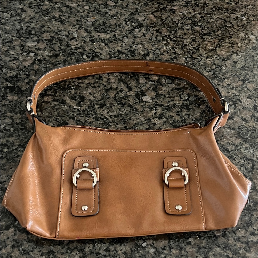 Elegant Tan Leather Shoulder Bag Nine West